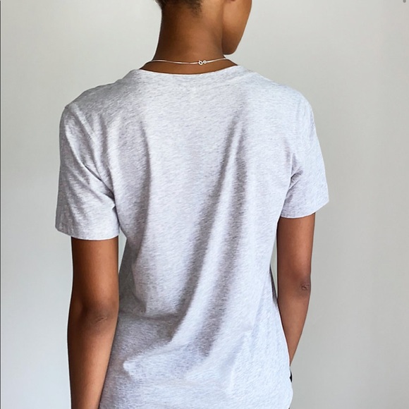 Babaton Foundation V-Neck - Picture 3 of 4